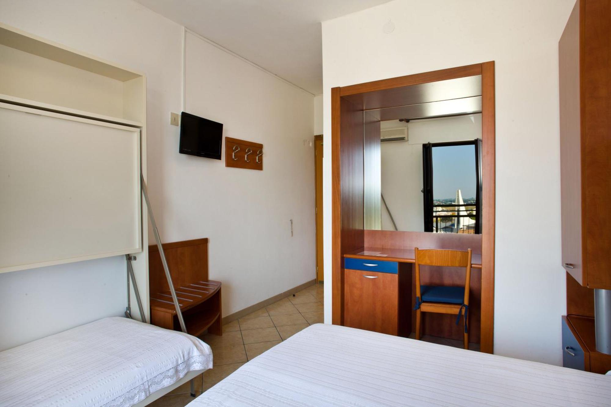 Hotel Frank ลิโดดิเยโซโล ห้อง รูปภาพ