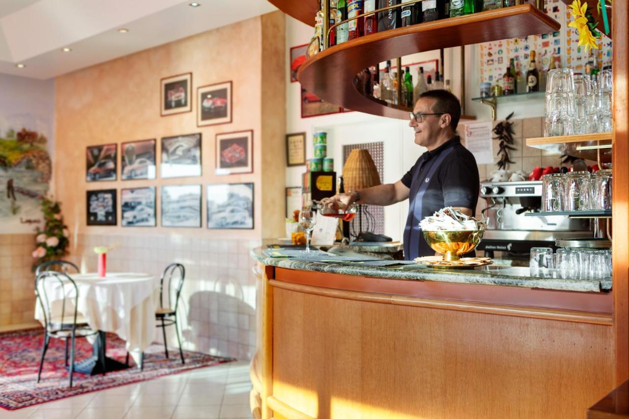 Hotel Frank ลิโดดิเยโซโล ภายนอก รูปภาพ