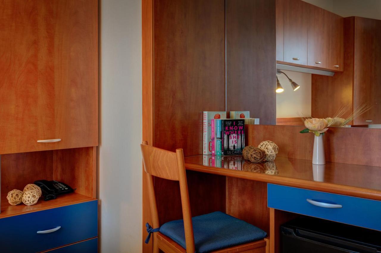 Hotel Frank ลิโดดิเยโซโล ภายนอก รูปภาพ